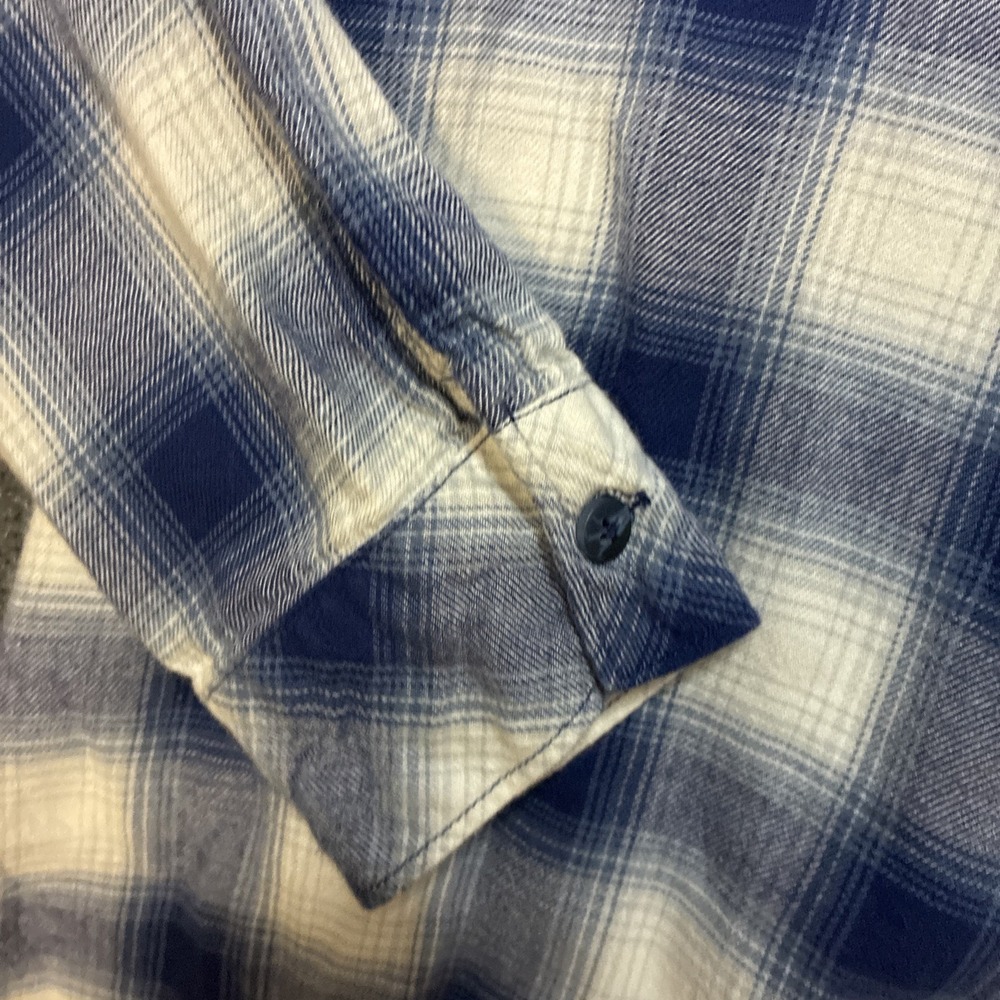 Boston Traders Women's Flannel Tunic Blue Plaid Size Large - Picture 6 of 12